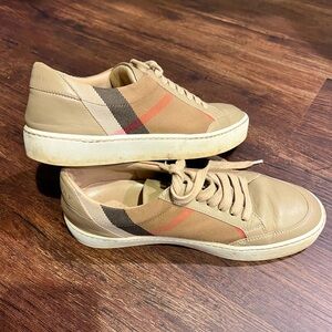 Burberry Tan Leather Sneakers